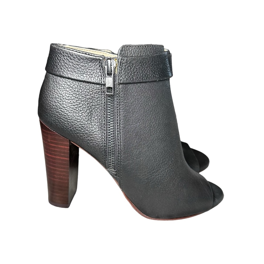 Splendid size 7 leather peep toe black leather booties stacked high heel shoes